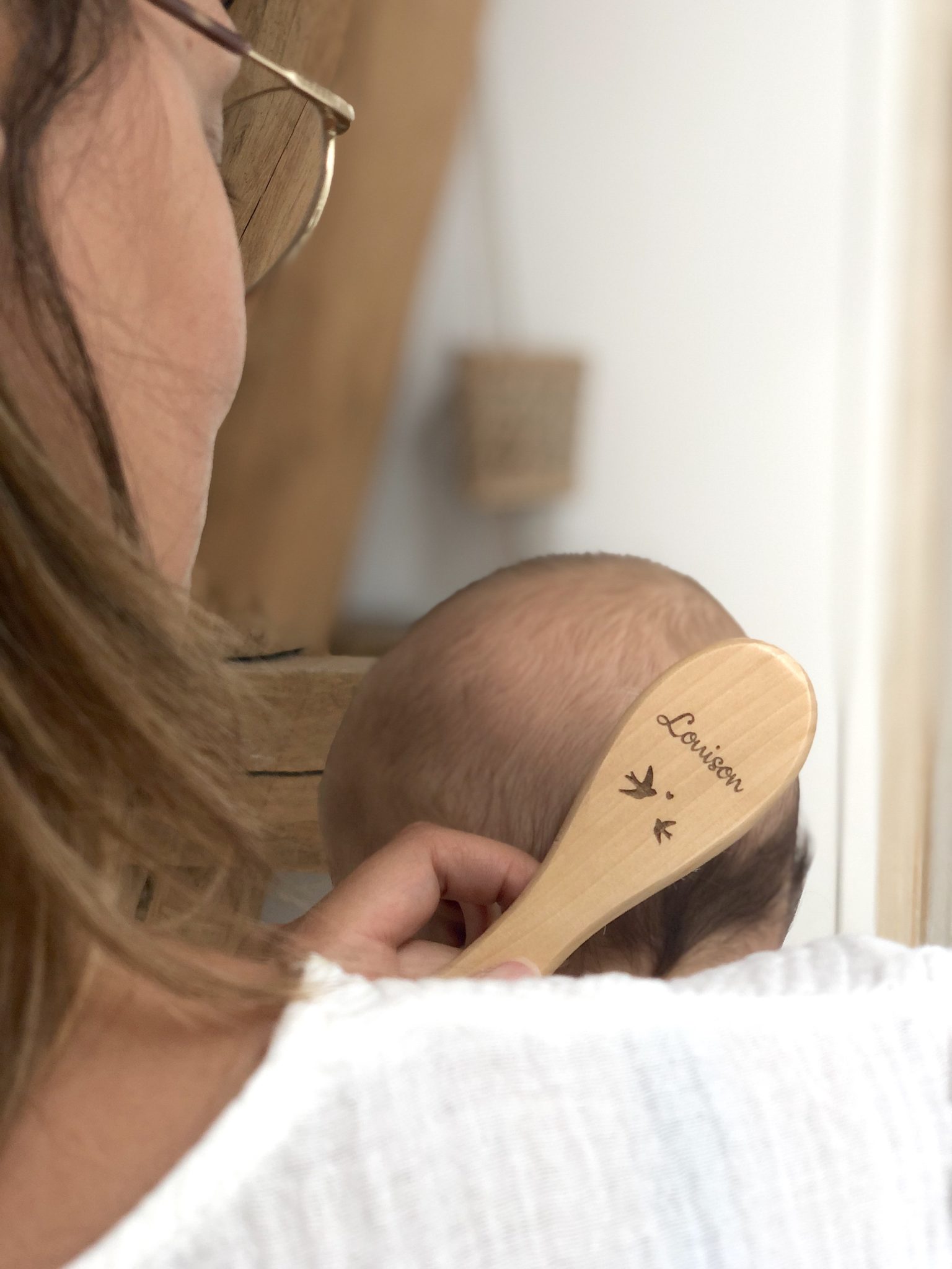 Brosse à cheveux bébé en bois